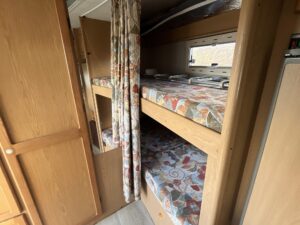 Camper-mansardato-usato-in-vendita-a-torino-rimor-super-brig-678-14