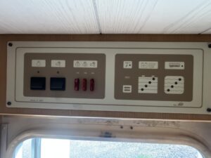 Camper-mansardato-usato-in-vendita-a-torino-rimor-super-brig-678-17