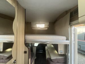 camper-semintegrale-x-til-garage-in-vendita-a-torino-da-camping-sofia-04
