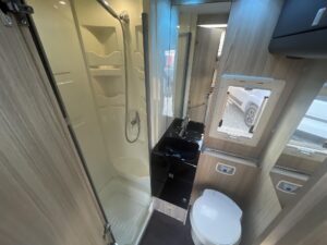 camper-semintegrale-x-til-garage-in-vendita-a-torino-da-camping-sofia-13