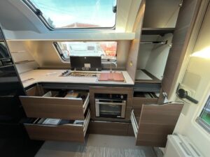 camping-sofia-vendita-caravan-adria-alpina-663-ht-15