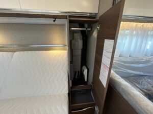 camping-sofia-vendita-caravan-adria-alpina-663-ht-33