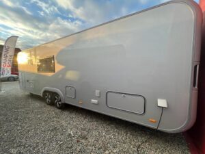 camping-sofiavendita-caravan-roulotte-a-torino-adria-astella-704-hp-02