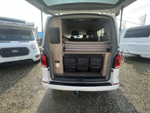 vendita-van-furgonato-volkswagen-california-t6-ocean-a-torino-usato-da-camping-sofia-06