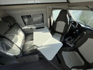 camping-sofia-in-vendita-van-furgonato-nuovo-a-torino-adria-twin-plus-640-sgx-11