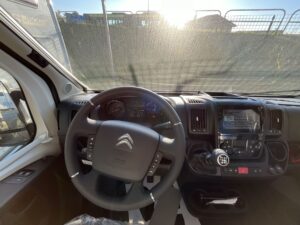 camping-sofia-in-vendita-van-furgonato-nuovo-a-torino-adria-twin-plus-640-sgx-24