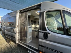 camping-sofia-in-vendita-van-furgonato-nuovo-a-torino-adria-twin-plus-640-sgx-26